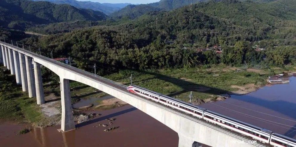 中老铁路增开1对国际旅客列车中老铁路运输通道优势增长