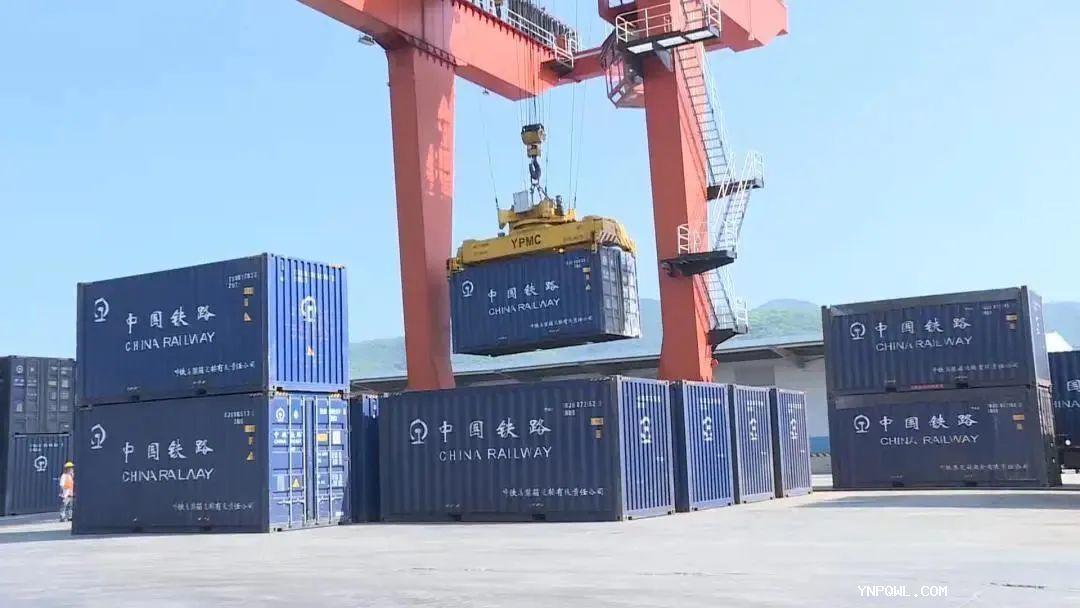 中老铁路客货运突破